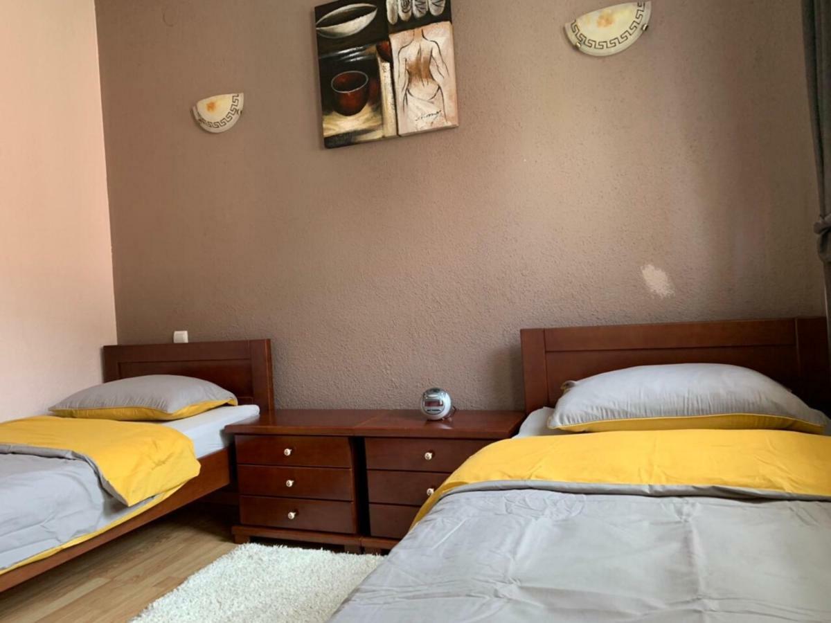 Apartmani Alo Alo Плав Екстериор снимка
